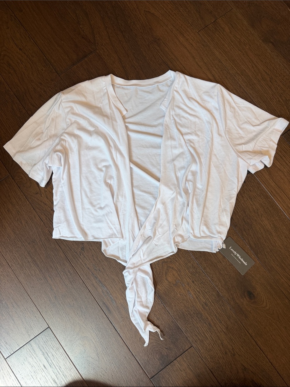 Lovely Wholesale Cropped White Tie-Front Women’s Top Size XXL NWT